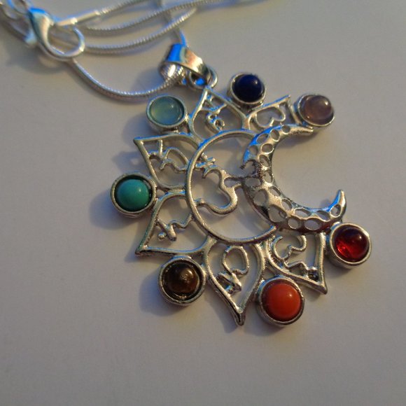 Chakra ohm Moon Necklace Gemstone Chakra Pendant - Picture 5 of 8